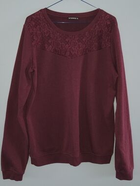 Terranova Lace Yoke Sweatshirt - Burgundy